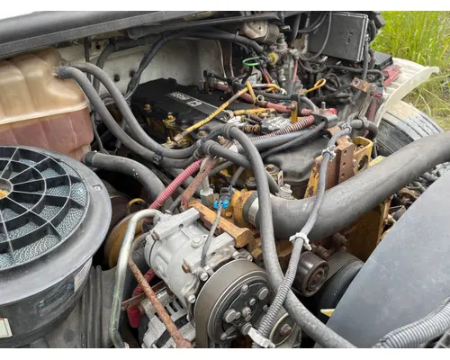 FREIGHTLINER M2 106 Cylinder Block