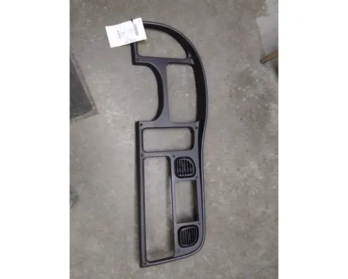 FREIGHTLINER M2 106 DASH PANEL