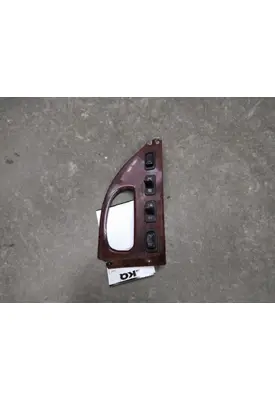 FREIGHTLINER M2 106 DASH PANEL