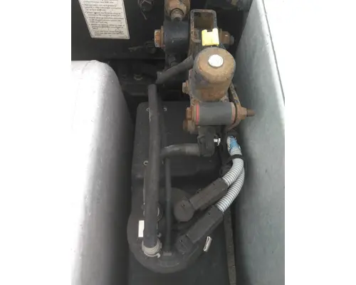 FREIGHTLINER M2 106 DEF TANK