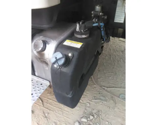 FREIGHTLINER M2 106 DEF TANK