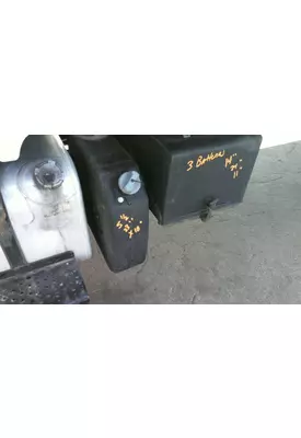 FREIGHTLINER M2 106 DEF TANK