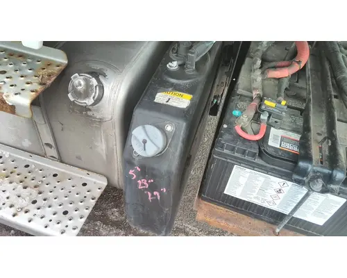 FREIGHTLINER M2 106 DEF TANK