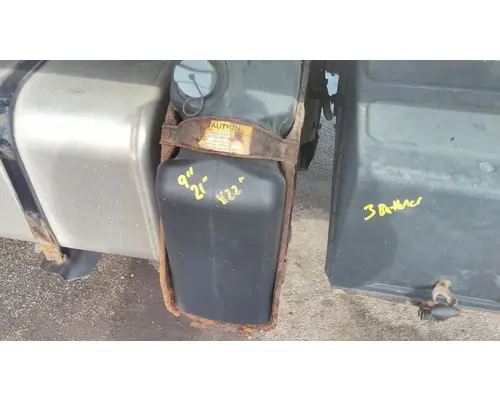 FREIGHTLINER M2 106 DEF TANK