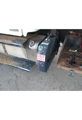 FREIGHTLINER M2 106 DEF TANK