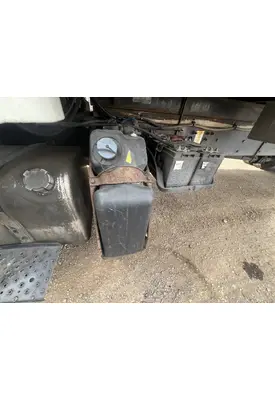 FREIGHTLINER M2 106 DEF Tank2
