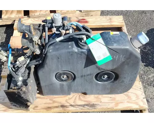 FREIGHTLINER M2 106 DEF Tank