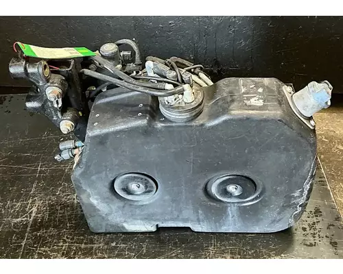 FREIGHTLINER M2 106 DEF Tank