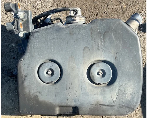 FREIGHTLINER M2 106 DEF Tank