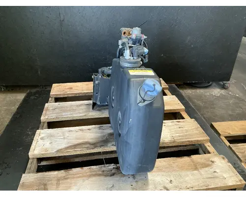 FREIGHTLINER M2 106 DEF Tank