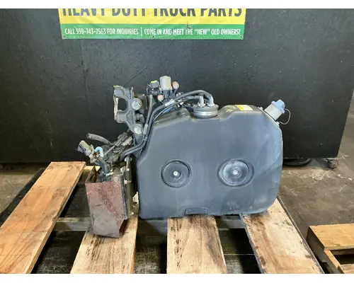 FREIGHTLINER M2 106 DEF Tank