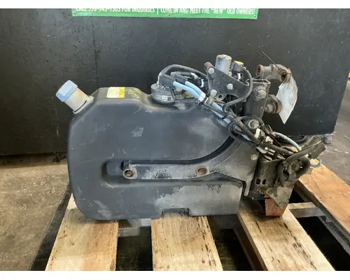 FREIGHTLINER M2 106 DEF Tank