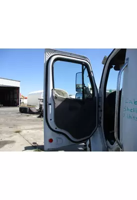 FREIGHTLINER M2 106 DOOR ASSEMBLY, FRONT