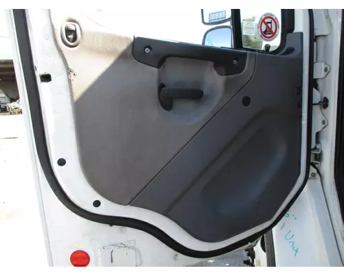 FREIGHTLINER M2 106 DOOR ASSEMBLY, FRONT