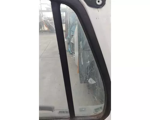 FREIGHTLINER M2 106 DOOR ASSEMBLY, FRONT