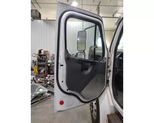 FREIGHTLINER M2 106 DOOR ASSEMBLY, FRONT