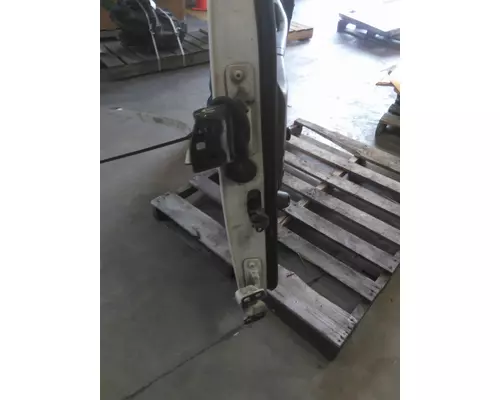 FREIGHTLINER M2 106 DOOR ASSEMBLY, FRONT