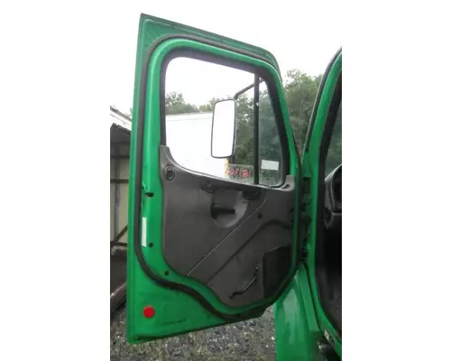 FREIGHTLINER M2 106 DOOR ASSEMBLY, FRONT