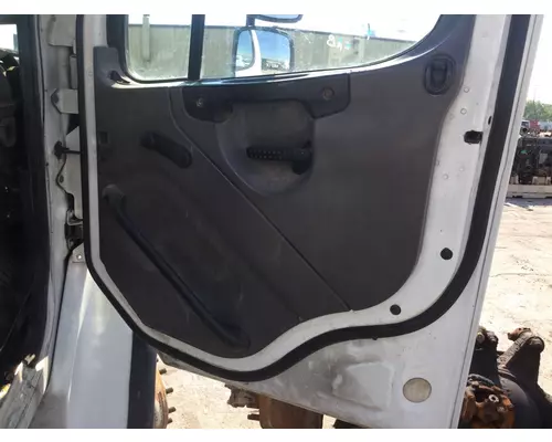 FREIGHTLINER M2 106 DOOR ASSEMBLY, FRONT