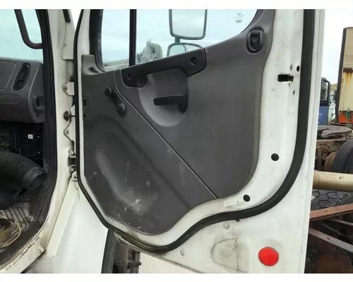 FREIGHTLINER M2 106 DOOR ASSEMBLY, FRONT