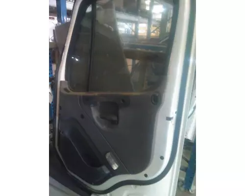 FREIGHTLINER M2 106 DOOR ASSEMBLY, FRONT