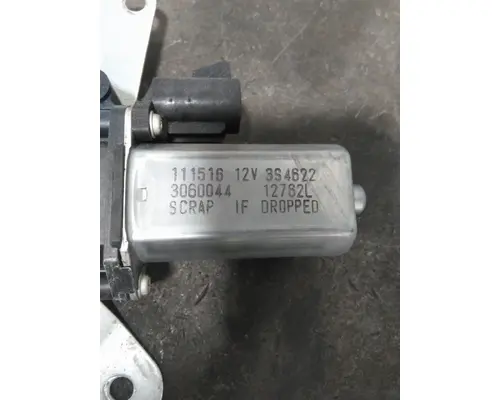 FREIGHTLINER M2 106 DOOR WINDOW REGULATOR