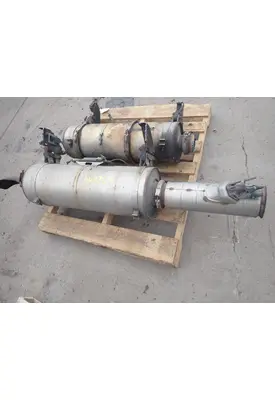 FREIGHTLINER M2-106 DPF (Diesel Particulate Filter)