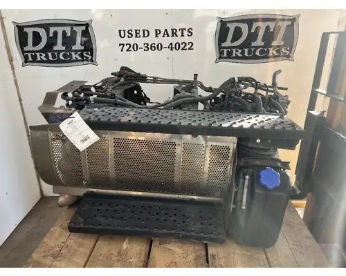 FREIGHTLINER M2 106 DPF (Diesel Particulate Filter)