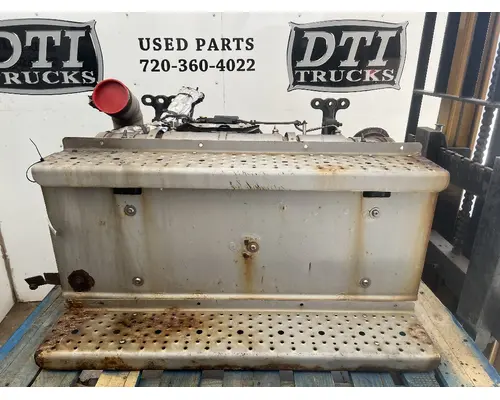 FREIGHTLINER M2 106 DPF (Diesel Particulate Filter)