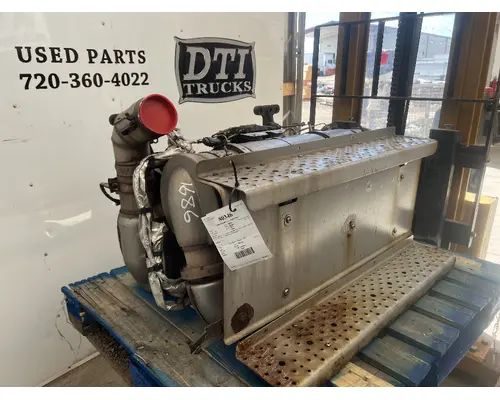FREIGHTLINER M2 106 DPF (Diesel Particulate Filter)