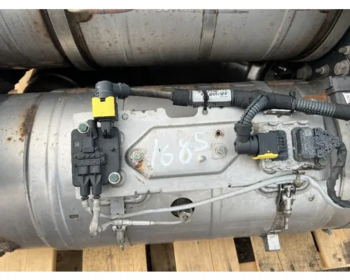 FREIGHTLINER M2 106 DPF (Diesel Particulate Filter)