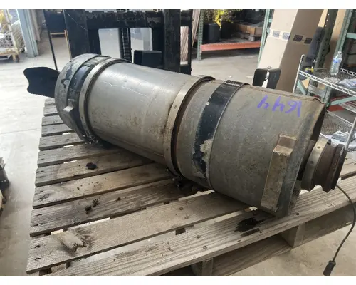 FREIGHTLINER M2 106 DPF (Diesel Particulate Filter)