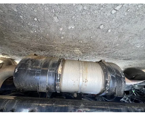 FREIGHTLINER M2 106 DPF (Diesel Particulate Filter)