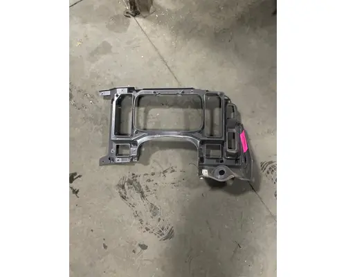 FREIGHTLINER M2-106 Dash  Console Switch