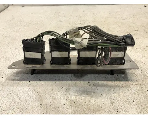 FREIGHTLINER M2-106 Dash Assembly