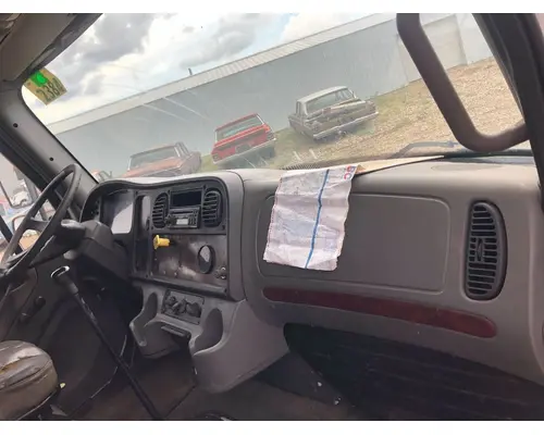 FREIGHTLINER M2-106 Dash Assembly