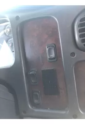 FREIGHTLINER M2-106 Dash Assembly