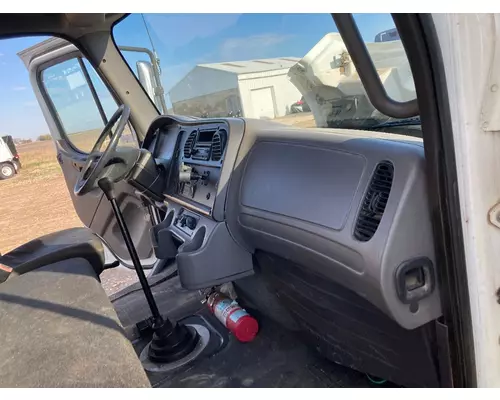 FREIGHTLINER M2-106 Dash Assembly