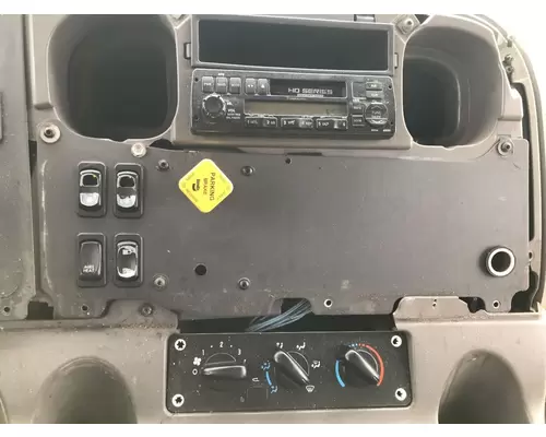 FREIGHTLINER M2-106 Dash Assembly