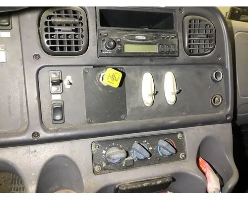 FREIGHTLINER M2-106 Dash Assembly