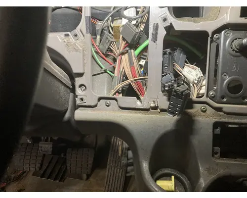 FREIGHTLINER M2-106 Dash Assembly