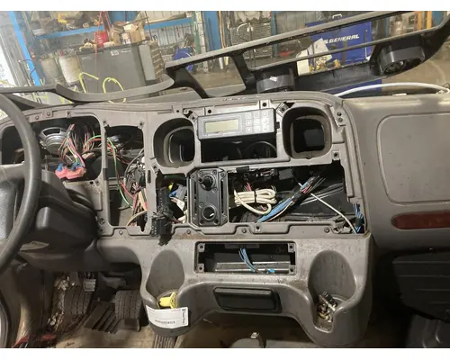 FREIGHTLINER M2-106 Dash Assembly