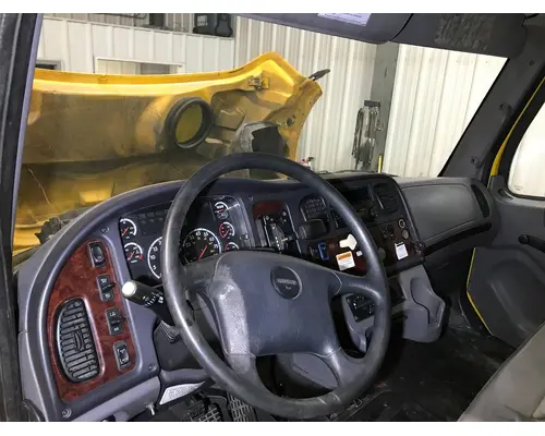FREIGHTLINER M2-106 Dash Assembly