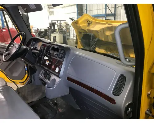 FREIGHTLINER M2-106 Dash Assembly