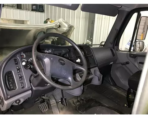 FREIGHTLINER M2-106 Dash Assembly