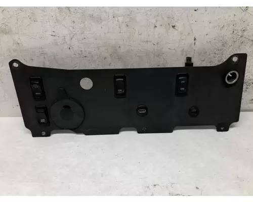 FREIGHTLINER M2-106 Dash Assembly