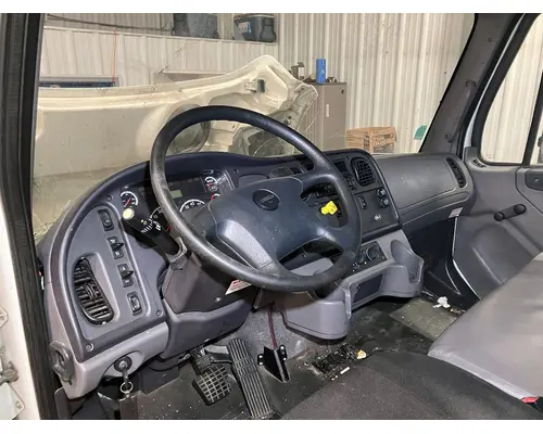 FREIGHTLINER M2-106 Dash Assembly