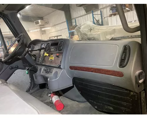 FREIGHTLINER M2-106 Dash Assembly