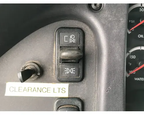 FREIGHTLINER M2-106 Dash Assembly