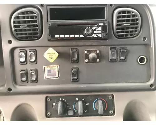 FREIGHTLINER M2-106 Dash Assembly